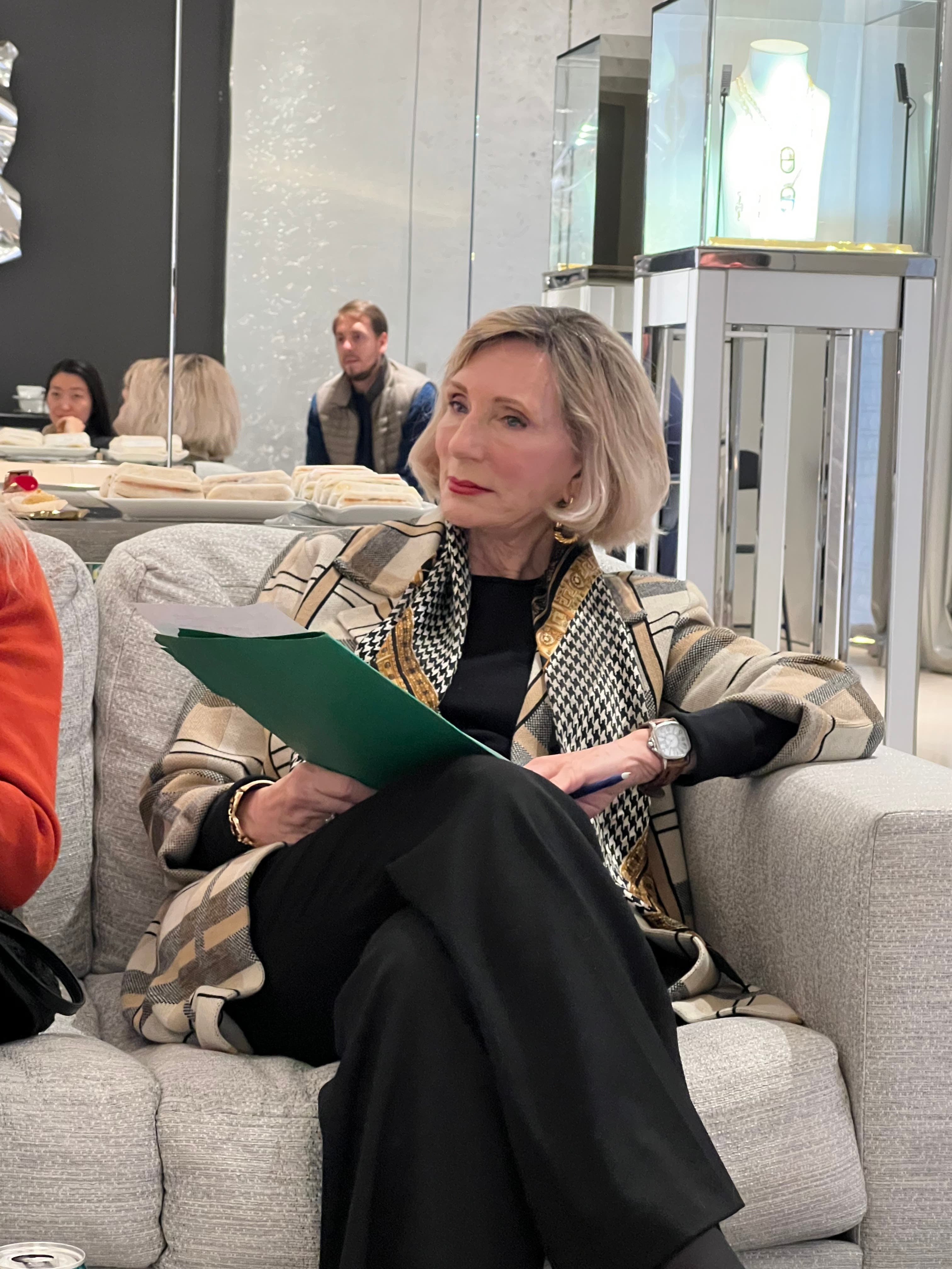 Host committee members